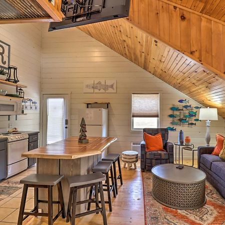 Pet-Friendly Studio With Loft And Mountain Views! Екстер'єр фото
