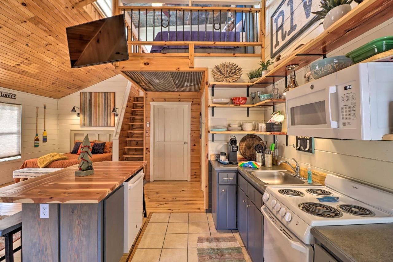 Pet-Friendly Studio With Loft And Mountain Views! Екстер'єр фото