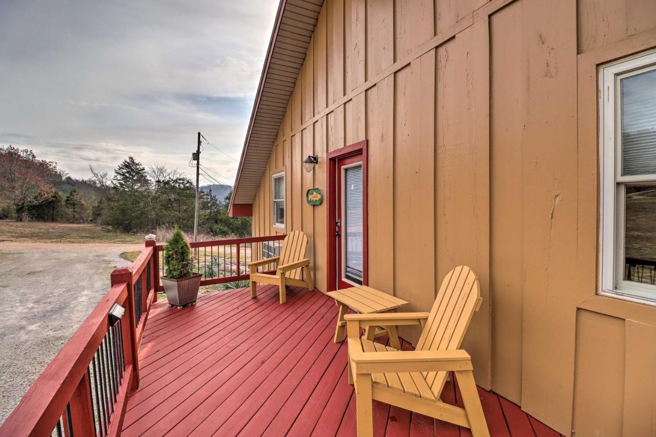 Pet-Friendly Studio With Loft And Mountain Views! Екстер'єр фото